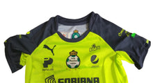 Cargar imagen en el visor de la galería, JERSEY PUMA SANTOS GK KIDS THIRD PARA NIÑO (702483 01)
