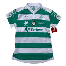 Cargar imagen en el visor de la galería, JERSEY PUMA SANTOS KIDS HOME SHIRT PARA NIÑO (749271 01)
