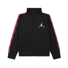 Cargar imagen en el visor de la galería, Chamarra Nike Jordan para niño (75A449-023)
