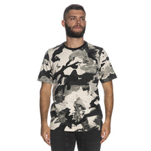 Cargar imagen en el visor de la galería, Playera Adidas CAMO AOP TEE para Hombre (HK2800)
