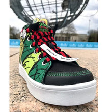 Cargar imagen en el visor de la galería, Tenis Skechers Dr. .Seuss  Grinch Robo Navidad
