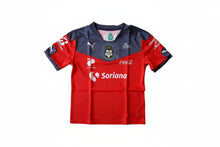 Cargar imagen en el visor de la galería, JERSEY PUMA SANTOS PARA NIÑO (749273 01)
